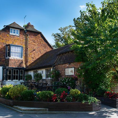 The Black Horse Inn Maidstone Exterior photo