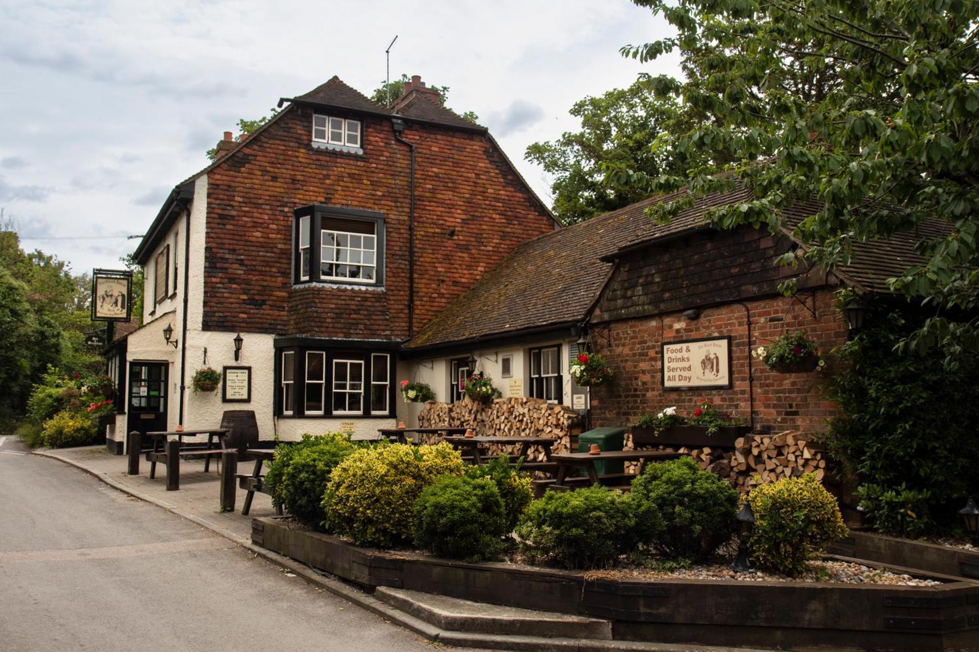 The Black Horse Inn Maidstone Exterior photo