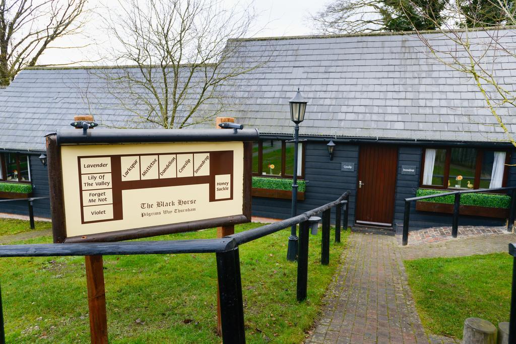 The Black Horse Inn Maidstone Exterior photo